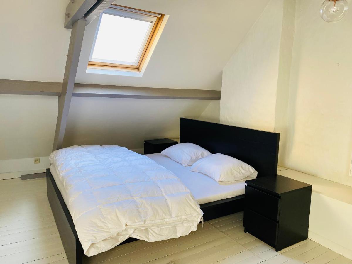 O-Sea House: Herenwoning In Belle Epoque Wijk Te Oostende מראה חיצוני תמונה